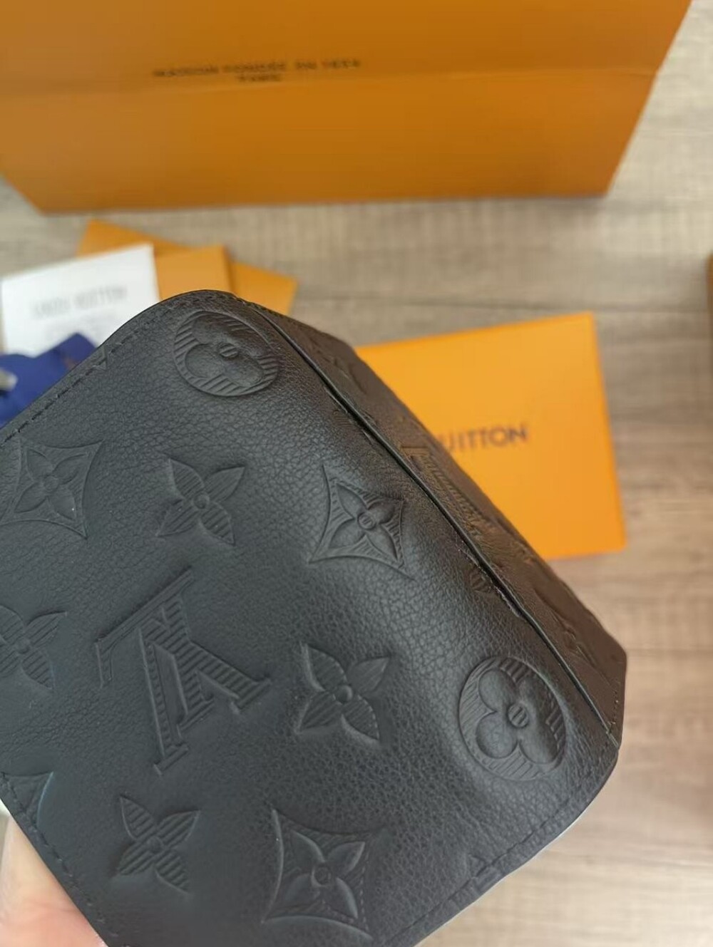 Louis Vuitton Pocket Organizer - Picture 10 of 10